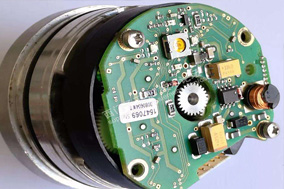 选择多圈绝对式编码器的重要性。 - 德国Hengstler(亨士乐)授权代理