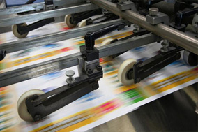 磁性旋转编码器确保印刷设备中同步滚轴的运动 - 德国Hengstler(亨士乐)授权代理