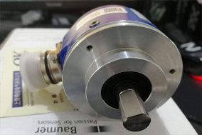 编码器的位置测量对数控机床加工精度的影响 - 德国Hengstler(亨士乐)授权代理