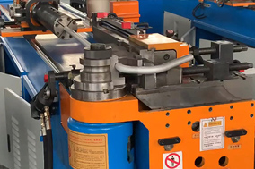 旋转编码器在弯管机中的应用探索。 - 德国Hengstler(亨士乐)授权代理