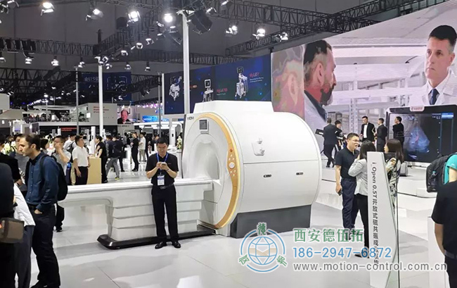 为什么某些磁性编织物能够在严重的磁场干扰下稳定可靠地工作？