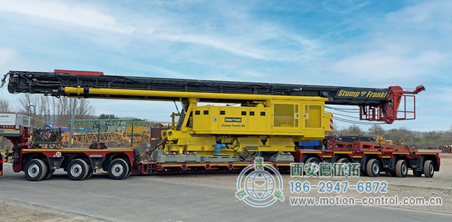 图4：导桩器可以灵活使用，并使用专用运输车辆运输到相应的施工现场。