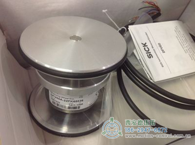 图为德国SICK西克的一款测量轮编码器照片