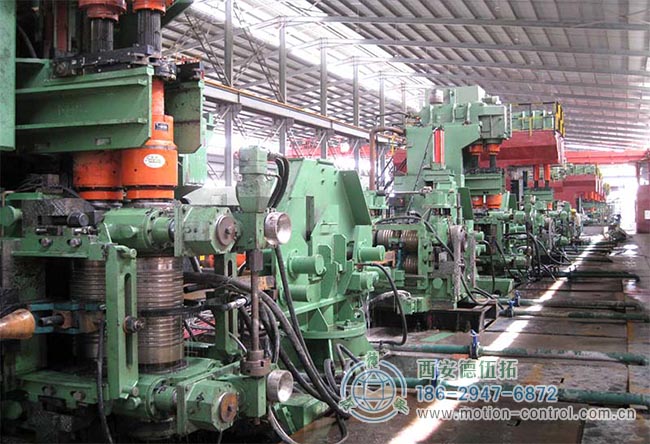 图为轧机厂车间照片
